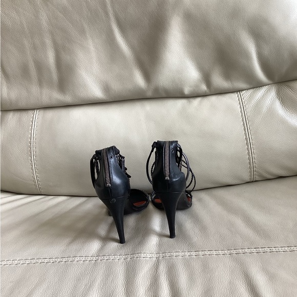 Isabel Marant Rio Chain Link Sandals - Picture 10 of 11